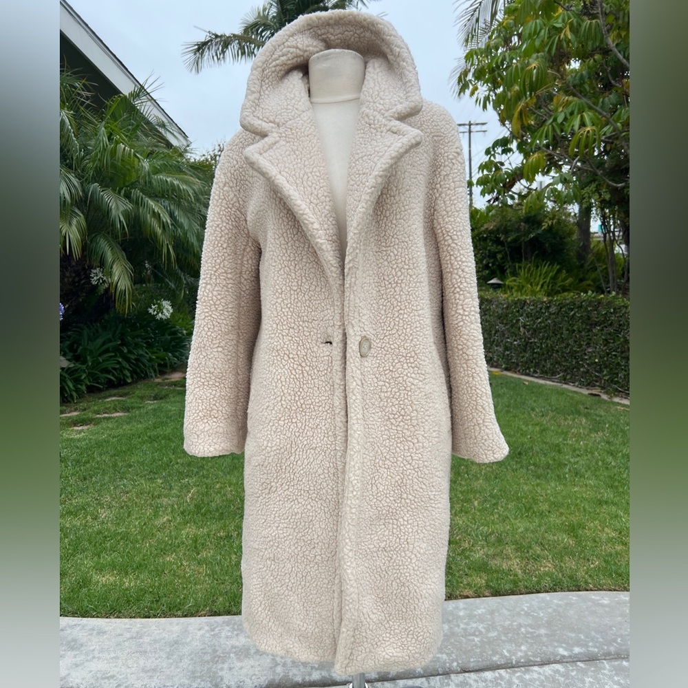 Wilfred Cream Teddy Jacket Plush Oversized Design